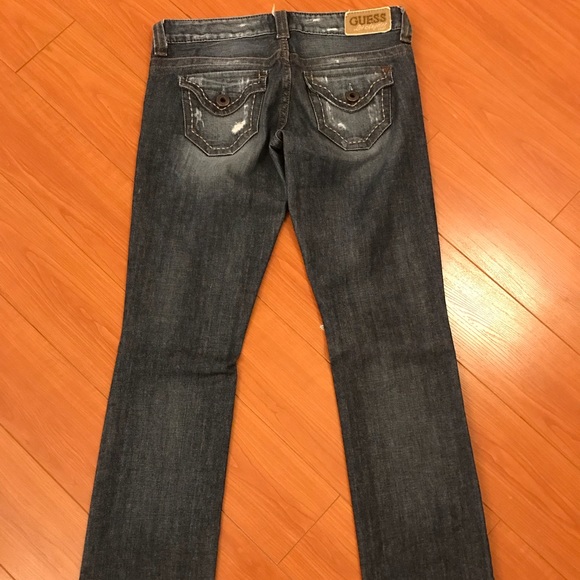 Guess Jeans - Picture 4 of 6